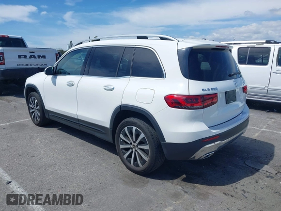 2020 Mercedes-Benz GLB 250 z VIN W1N4M4GB2LW013220, wystawiony jako IAAI lot #41945030 z przebiegiem 100 110 mil mil oraz . Historia ofert i sprzedaży dostępna na DreamBid. Obrazek 3.