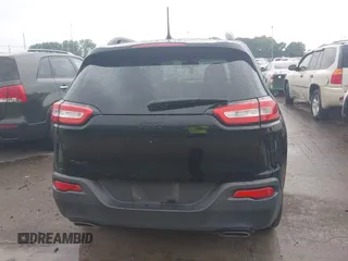 2018 Jeep Cherokee Latitude z VIN 1C4PJMCX2JD549818, wystawiony jako IAAI lot #42633416 z przebiegiem 74 290 mil mil oraz . Historia ofert i sprzedaży dostępna na DreamBid. Obrazek 16.