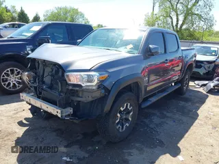 2016 Toyota Tacoma SR with VIN 5TFCZ5AN6GX032026, listed as a IAAI auction lot 42091523 with 159,259 mi miles and . Bid and sale history available at carsss.com. Image 2.