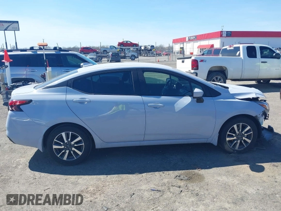 2024 Nissan Versa SV z VIN 3N1CN8EV4RL904065, wystawiony jako IAAI lot #41793991 z przebiegiem 2 742 mil mil oraz . Historia ofert i sprzedaży dostępna na DreamBid. Obrazek 14.