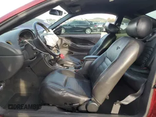 2004 Ford Mustang GT Deluxe z VIN 1FAFP42X54F221786, wystawiony jako Copart lot #47560645 z przebiegiem 138 407 mil mil oraz Szkoda całkowita • Salvage title. Historia ofert i sprzedaży dostępna na DreamBid. Obrazek 7.