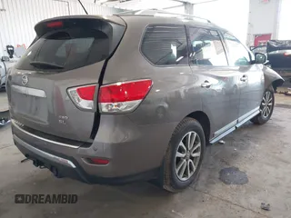 2014 Nissan Pathfinder SV with VIN 5N1AR2MM8EC677978, listed as a IAAI auction lot 42226299 with 159,939 mi miles and . Bid and sale history available at DreamBid. Image 4.