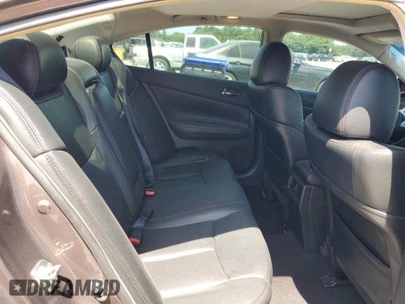 2014 Nissan Maxima SV with VIN 1N4AA5AP6EC482902, listed as a Copart auction lot 61154745 with 134,007 mi miles and Salvage title. Bid and sale history available at DreamBid. Image 10.