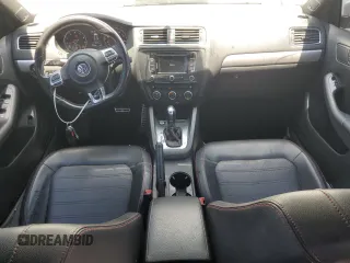 2013 Volkswagen Jetta Autobahn with VIN 3VW4T7AJ4DM288209, listed as a Copart auction lot 61137085 with 240,500 mi miles and Salvage title. Bid and sale history available at DreamBid. Image 8.