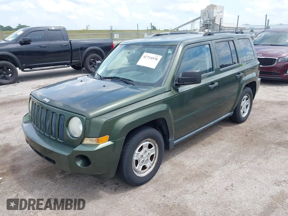 2008 Jeep Patriot Sport with VIN 1J8FT280X8D735115, listed as a IAAI auction lot 42714538 with 182,721 mi miles and . Bid and sale history available at DreamBid. Image 2.