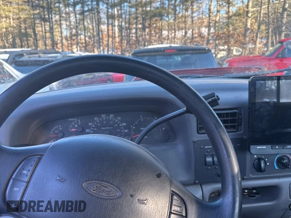2001 Ford F-350 with VIN 1FDWF37FX1EC59230, listed as a Copart auction lot 42909475 with 64,852 mi miles and Salvage title. Bid and sale history available at DreamBid. Image 9.