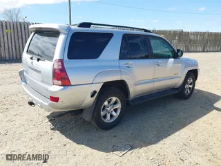 2005 Toyota 4Runner SR5 with VIN JTEBU14R750071095, listed as a IAAI auction lot 41803407 with 266,032 mi miles. Bid and sale history available at carsss.com. Image 4.