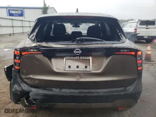 2025 Nissan Kicks SV with VIN 3N8AP6CA8SL324993, listed as a Copart auction lot 45036445 with 618 mi miles and Salvage Title. Bid and sale history available at carsss.com. Image 6.