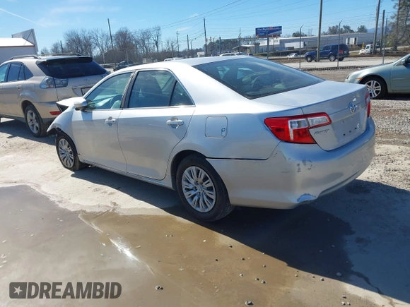 2014 Toyota Camry L with VIN 4T4BF1FK2ER364315, listed as a IAAI auction lot 41582885 with 1 mi miles. Bid and sale history available at carsss.com. Image 3.