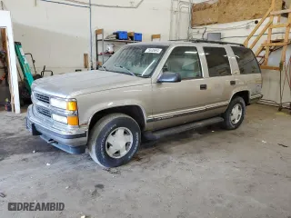 1999 Chevrolet Tahoe Z71 with VIN 1GNEK13R0XJ514524, listed as a Copart auction lot 75630694 with 177,027 mi miles and Clean Title. Bid and sale history available at carsss.com. Image 1.