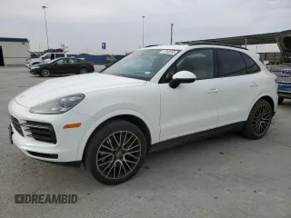 2021 Porsche Cayenne z VIN WP1AA2AY0MDA03642, wystawiony jako Copart lot #47849765 z przebiegiem 60 787 mil mil oraz Szkoda całkowita • Salvage title. Historia ofert i sprzedaży dostępna na DreamBid. Obrazek 1.