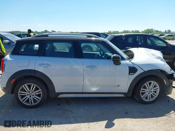 2018 MINI Countryman Cooper with VIN WMZYV5C37J3E03421, listed as a IAAI auction lot 42238016 with 93,810 mi miles and . Bid and sale history available at DreamBid. Image 13.