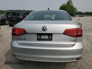 2015 Volkswagen Jetta SE z VIN 3VWD17AJXFM256597, wystawiony jako Copart lot #58774095 z przebiegiem 150 969 mil mil oraz Szkoda całkowita • Salvage title. Historia ofert i sprzedaży dostępna na DreamBid. Obrazek 6.