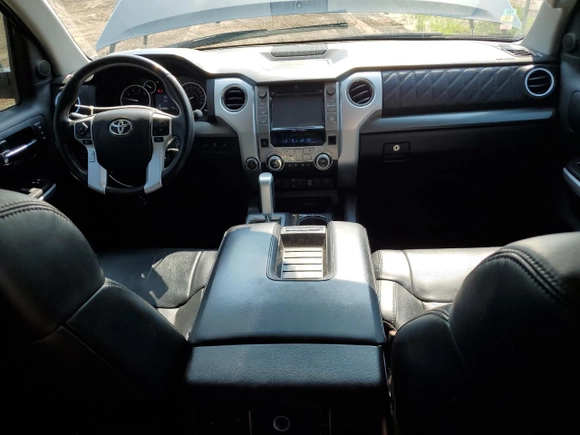 2015 Toyota Tundra Platinum z VIN 5TFAW5F1XFX434409, wystawiony jako Copart lot #59198715 z przebiegiem 163 988 mil mil oraz Szkoda całkowita • Salvage title. Historia ofert i sprzedaży dostępna na DreamBid. Obrazek 8.