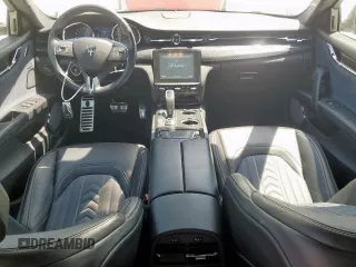 2019 Maserati Quattroporte S GranLusso z VIN ZAM56YPL0K1322908, wystawiony jako Copart lot #56584955 z przebiegiem 35 842 mil mil oraz Szkoda całkowita • Salvage title. Historia ofert i sprzedaży dostępna na DreamBid. Obrazek 8.