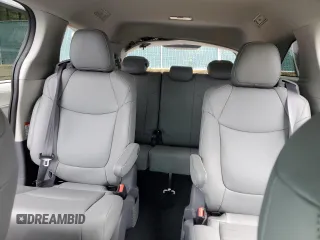 2021 Toyota Sienna XLE with VIN 5TDYSKFC1MS019685, listed as a Copart auction lot 52009665 with 0 mi miles and Salvage Title. Bid and sale history available at carsss.com. Image 10.