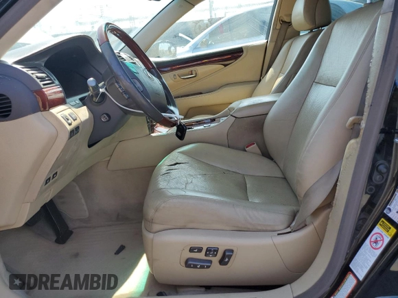 2007 Lexus LS 460 with VIN JTHBL46F275003142, listed as a Copart auction lot 61832185 with 181,203 mi miles and Salvage title. Bid and sale history available at DreamBid. Image 7.