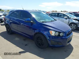 2013 Chevrolet Sonic LT with VIN 1G1JC5SG0D4168831, listed as a IAAI auction lot 42124531 with 149,096 mi miles and . Bid and sale history available at DreamBid. Image 1.
