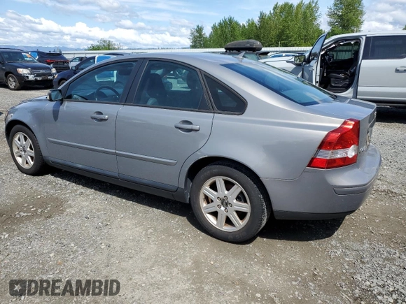2004 Volvo S40 z VIN YV1MS382742006255, wystawiony jako Copart lot #57217135 z przebiegiem 66 740 mil mil oraz Szkoda całkowita • Salvage title. Historia ofert i sprzedaży dostępna na DreamBid. Obrazek 2.