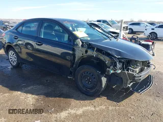 2018 Toyota Corolla L z VIN 5YFBURHE0JP768330, wystawiony jako IAAI lot #41312251 z przebiegiem 89 263 mil mil oraz . Historia ofert i sprzedaży dostępna na DreamBid. Obrazek 1.