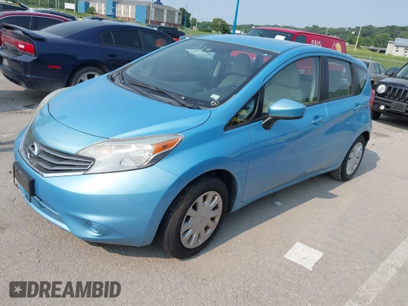 2015 Nissan Note SV z VIN 3N1CE2CP9FL352740, wystawiony jako IAAI lot #42483914 z przebiegiem 71 260 mil mil oraz . Historia ofert i sprzedaży dostępna na DreamBid. Obrazek 2.