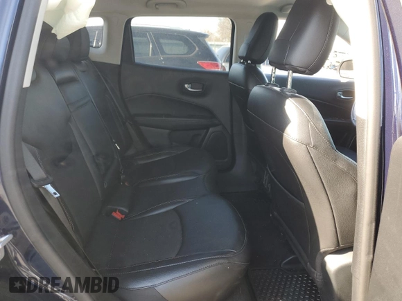 2019 Jeep Compass Latitude with VIN 3C4NJDBB2KT697055, listed as a Copart auction lot 48926585 with 31,892 mi miles and Salvage Title. Bid and sale history available at carsss.com. Image 11.