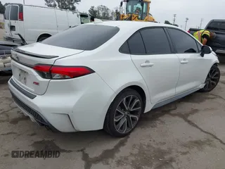 2020 Toyota Corolla XSE with VIN 5YFT4RCE4LP050195, listed as a IAAI auction lot 41895558 with 95,575 mi miles. Bid and sale history available at carsss.com. Image 4.