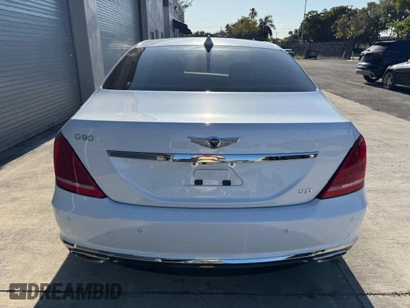 2019 Genesis G90 z VIN KMTF54JH1KU054539, wystawiony jako Copart lot #53653765 z przebiegiem 27 024 mil mil oraz Nie do naprawy • Non repairable. Historia ofert i sprzedaży dostępna na DreamBid. Obrazek 6.