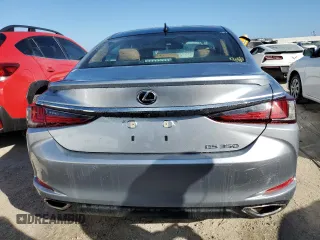 2022 Lexus ES with VIN 58AFZ1B11NU134399, listed as a Copart auction lot 75900344 with 5,230 mi miles and Non Repairable. Bid and sale history available at carsss.com. Image 6.
