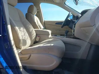 2017 Nissan Pathfinder SV with VIN 5N1DR2MM4HC631842, listed as a IAAI auction lot 41650606 with 148,956 mi miles. Bid and sale history available at carsss.com. Image 5.