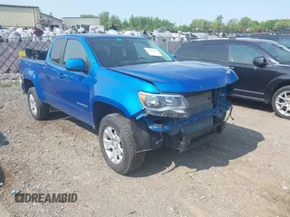 2021 Chevrolet Colorado 2WD LT z VIN 1GCHSCEA5M1195030, wystawiony jako IAAI lot #42391954 z przebiegiem 105 395 mil mil oraz . Historia ofert i sprzedaży dostępna na DreamBid. Obrazek 1.