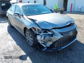 2021 Lexus ES with VIN 58ADZ1B12MU107749, listed as a IAAI auction lot 41543415 with 48,134 mi miles. Bid and sale history available at carsss.com. Image 6.