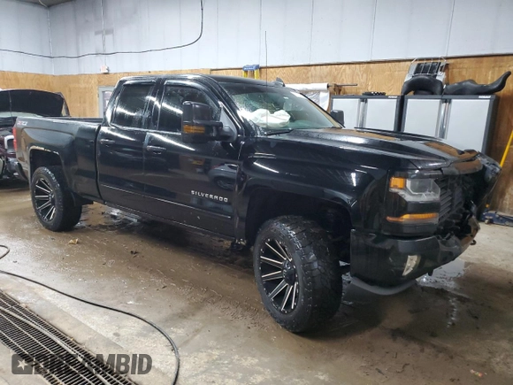 2017 Chevrolet Silverado 1500 LT with VIN 1GCVKREC8HZ294200, listed as a Copart auction lot 49253425 with 139,617 mi miles and Clean Title. Bid and sale history available at DreamBid. Image 4.