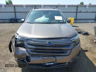 2025 Subaru Forester Premium with VIN JF2SLDDC1SH572986, listed as a IAAI auction lot 42517134 with 313 mi miles and . Bid and sale history available at DreamBid. Image 12.