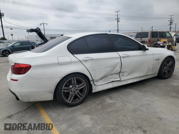 2016 BMW 5 Series 535i z VIN WBA5B1C56GG131591, wystawiony jako Copart lot #55777355 z przebiegiem 96 692 mil mil oraz Szkoda całkowita • Salvage title. Historia ofert i sprzedaży dostępna na DreamBid. Obrazek 3.