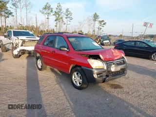 2008 Kia Sportage LX with VIN KNDJE723287548249, listed as a IAAI auction lot 41510548 with 181,668 mi miles. Bid and sale history available at carsss.com. Image 1.