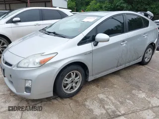 2011 Toyota Prius I with VIN JTDKN3DU6B0259779, listed as a IAAI auction lot 42164475 with 207,243 mi miles. Bid and sale history available at carsss.com. Image 17.