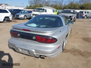 1998 Pontiac Firebird with VIN 2G2FS22K2W2211663, listed as a IAAI auction lot 41790845 with 237,098 mi miles. Bid and sale history available at carsss.com. Image 4.