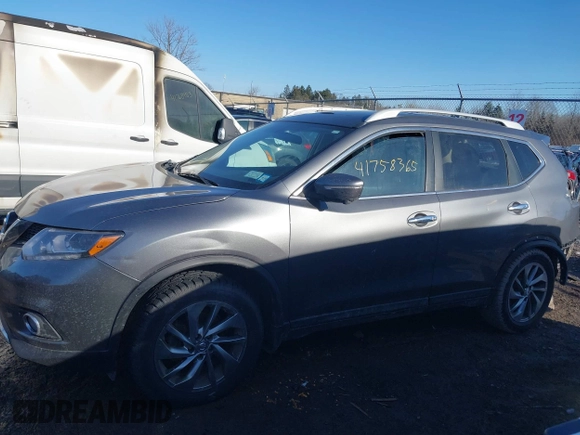 2014 Nissan Rogue SL with VIN 5N1AT2MV7EC868186, listed as a IAAI auction lot 41758363 with 111,037 mi miles. Bid and sale history available at carsss.com. Image 15.