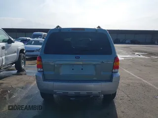 2007 Ford Escape Hybrid с VIN 1FMCU49H47KA97019, выставлен на аукционе IAAI как лот 42153818 с пробегом 138 248 миль миль и . История ставок и продаж доступна на DreamBid. Изображение 16.