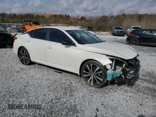 2019 Nissan Altima SR with VIN 1N4BL4CVXKC209736, listed as a Copart auction lot 48534995 with 81,525 mi miles and Salvage Title. Bid and sale history available at carsss.com. Image 4.