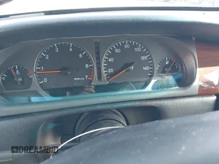 1999 Cadillac Eldorado Touring z VIN 1G6ET129XXU603042, wystawiony jako IAAI lot #41699955 z przebiegiem 81 704 mil mil oraz . Historia ofert i sprzedaży dostępna na DreamBid. Obrazek 7.