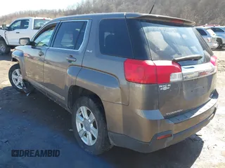 2010 GMC Terrain SLE-1 with VIN 2CTFLCEWXA6272651, listed as a IAAI auction lot 41649596 with 112,538 mi miles. Bid and sale history available at carsss.com. Image 3.