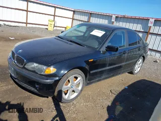 2004 BMW 3 Series 325xi with VIN WBAEU33414PF61699, listed as a IAAI auction lot 42188486 with 178,235 mi miles and . Bid and sale history available at carsss.com. Image 2.