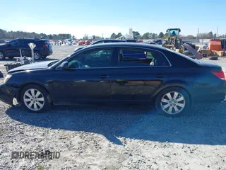 2005 Toyota Avalon XL with VIN 4T1BK36B25U012191, listed as a IAAI auction lot 38785162 with 230,071 mi miles and . Bid and sale history available at carsss.com. Image 14.