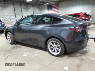 2024 Tesla Model Y Long Range with VIN 7SAYGDEE1RA254860, listed as a Copart auction lot 50750225 with 12,343 mi miles and Salvage Title. Bid and sale history available at DreamBid. Image 2.