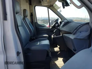 2017 Ford Transit z VIN 1FTYR2CM2HKA84048, wystawiony jako IAAI lot #42061360 z przebiegiem 219 456 mil mil oraz . Historia ofert i sprzedaży dostępna na DreamBid. Obrazek 5.