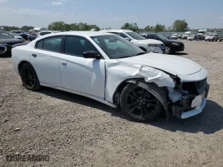 2018 Dodge Charger SXT with VIN 2C3CDXBG2JH186338, listed as a Copart auction lot 53188815 with 31,414 mi miles and Salvage Title. Bid and sale history available at carsss.com. Image 4.