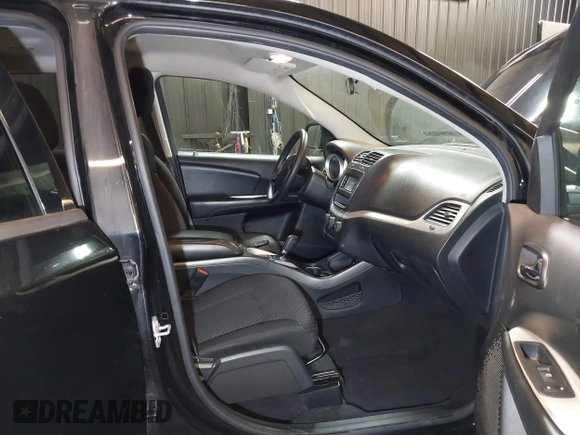 2017 Dodge Journey SXT z VIN 3C4PDDBG2HT658969, wystawiony jako IAAI lot #41878123 z przebiegiem 90 276 mil mil oraz . Historia ofert i sprzedaży dostępna na DreamBid. Obrazek 5.