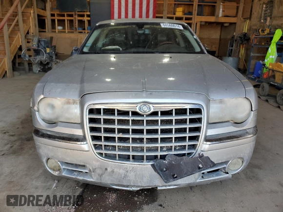 2008 Chrysler 300 C with VIN 2C3LK63H38H148683, listed as a Copart auction lot 60560614 with 176,177 mi miles and Clean Title. Bid and sale history available at DreamBid. Image 5.